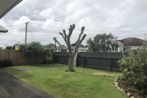 Photo of property in 1 Trafalgar Street, Levin, 5510