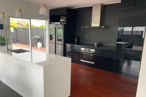 Photo of property in 10 Plunket Avenue, Petone, Lower Hutt, 5012