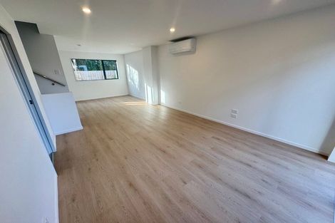 Photo of property in 7/15 Oakland Avenue, Papatoetoe, Auckland, 2025