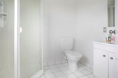 Photo of property in 2/148 Pigeon Mountain Road, Half Moon Bay, Auckland, 2012