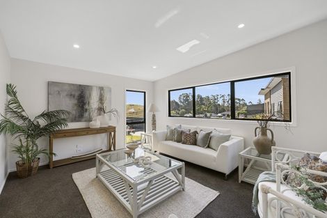 Photo of property in 12 Bob Carter Place, Welcome Bay, Tauranga, 3175