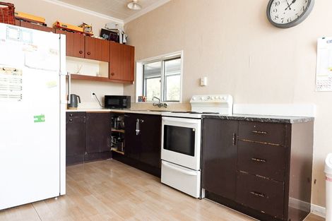 Photo of property in 44 Gordon Street, Dannevirke, 4930