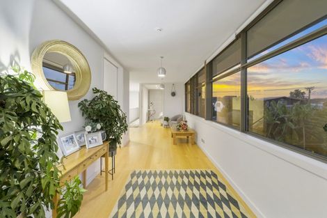 Photo of property in 37 Laurence Street, Manly, Whangaparaoa, 0930