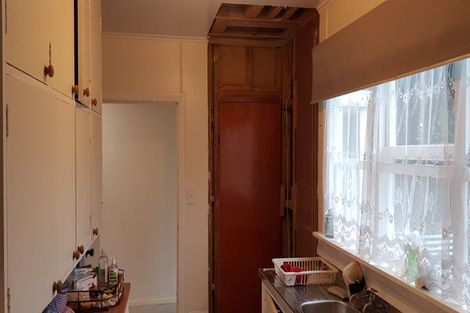 Photo of property in 20-22 Sievers Grove, Cannons Creek, Porirua, 5024