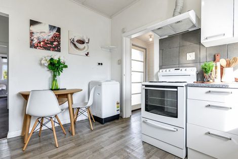 Photo of property in 74 Te Aroha Street, Hamilton East, Hamilton, 3216