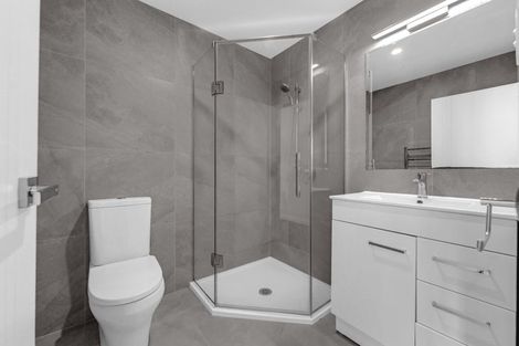 Photo of property in 17 Hoiho Road, Pukekohe, 2120