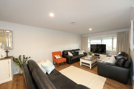 Photo of property in 4 Forsyth Street, Taradale, Napier, 4112