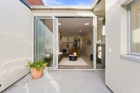 Photo of property in 237c Moray Place, Dunedin Central, Dunedin, 9016