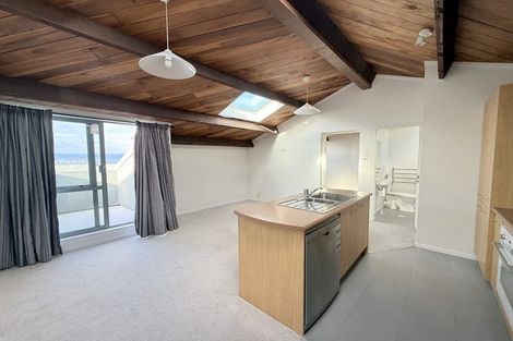 Photo of property in Metro Apartments, 21/220 Thorndon Quay, Pipitea, Wellington, 6011