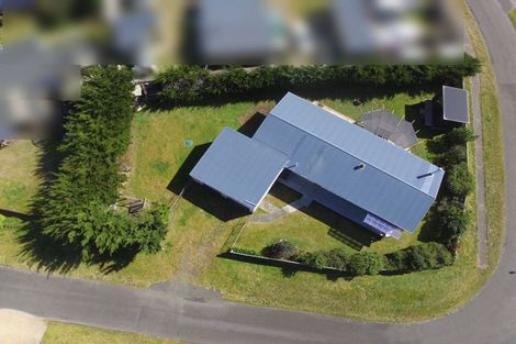 Photo of property in 24 Te Kiri Street, Himatangi Beach, Foxton, 4891