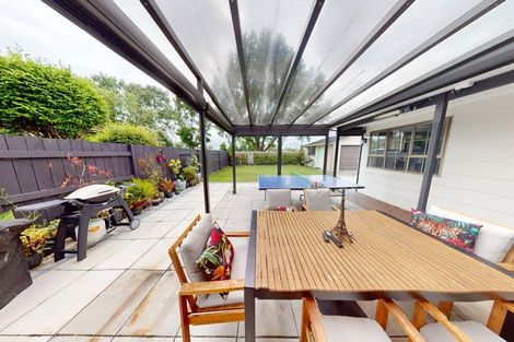 Photo of property in 12 Grange Place, Milson, Palmerston North, 4414