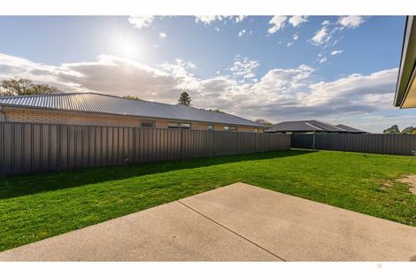 Photo of property in 3 Strawberry Lane, Waimate, 7924