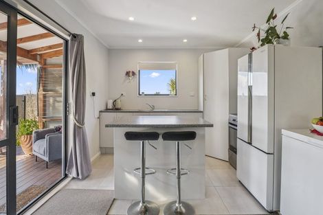 Photo of property in 82 Pinchgut Road, Kaukapakapa, 0873