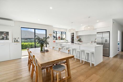 Photo of property in 9 Centre Crescent, Wanaka, 9305