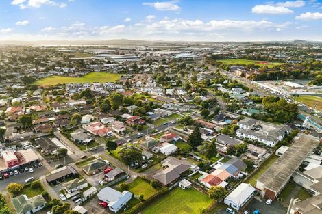 Photo of property in 80 Rosella Road, Mangere East, Auckland, 2024