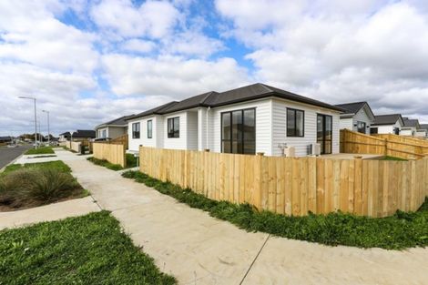 Photo of property in 49 Tawhiti Road, Pukekohe, 2120