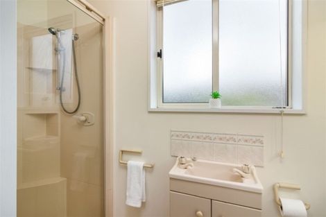 Photo of property in 15a Fieldmoor Place, Parklands, Christchurch, 8083