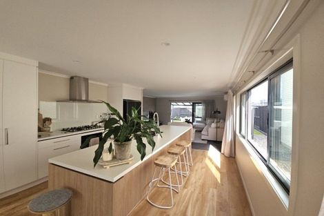 Photo of property in 13 Kakariki Lane, Rototuna North, Hamilton, 3210