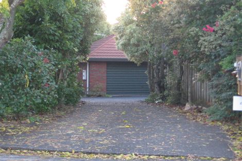 Photo of property in 2/25 Glucina Avenue, West Harbour, Auckland, 0618