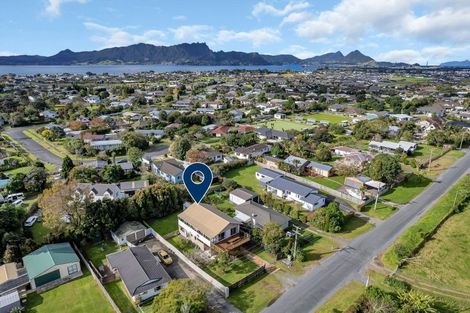 Photo of property in 15 Pyle Road West, One Tree Point, 0118