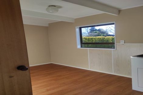 Photo of property in 10 Titoki Avenue, Waipahihi, Taupo, 3330