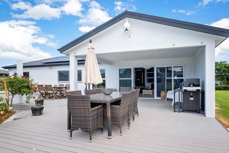 Photo of property in 66 Mcelwee Street, Jervoistown, Napier, 4112