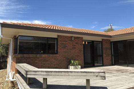 Photo of property in 1/32 Eastridge Court, Northpark, Auckland, 2013