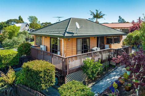 Photo of property in 59 Rhinevale Close, Henderson, Auckland, 0612