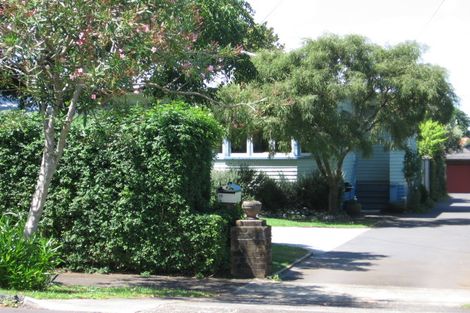 Photo of property in 39 Moana Avenue, Onehunga, Auckland, 1061