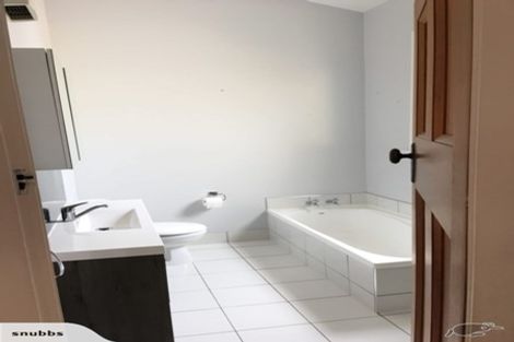 Photo of property in 19 Alan Street, Palmerston North, 4414