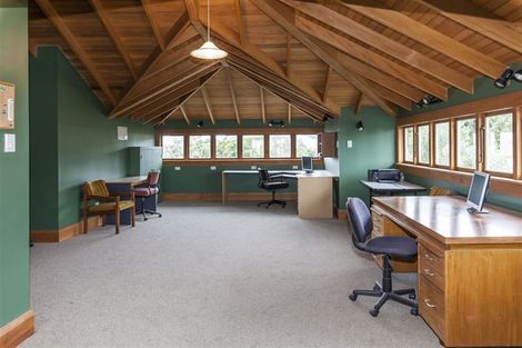 Photo of property in 130 Hackthorne Road, Cashmere, Christchurch, 8022