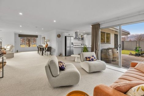 Photo of property in 13 Alluvial Place, Cromwell, 9310