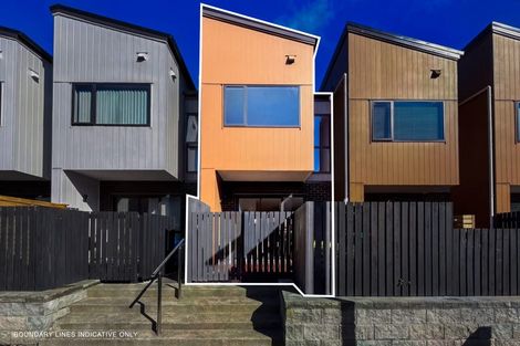 Photo of property in 16 Papatahi Lane, Flat Bush, Auckland, 2019