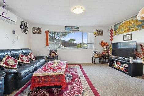 Photo of property in 29 Othello Drive, Clover Park, Auckland, 2023