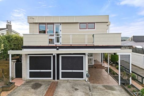 Photo of property in 81 Seaview Road, Paremata, Porirua, 5024