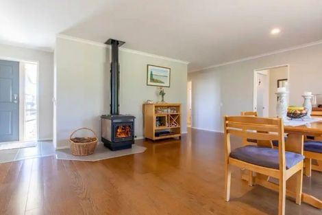 Photo of property in 60 John Norrie Place, Motuoapa, Turangi, 3382