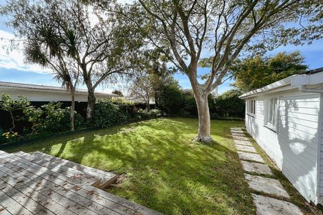 Photo of property in 104 Parkers Road, Tahunanui, Nelson, 7011