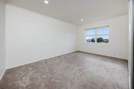 Photo of property in 24 Lime Crescent, Papakura, 2110