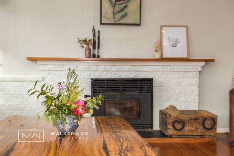 Photo of property in 97 Pinehaven Road, Pinehaven, Upper Hutt, 5019