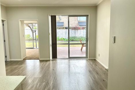 Photo of property in 20 Ballindrait Drive, Flat Bush, Auckland, 2019