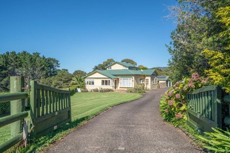 Photo of property in 168 Candia Road, Henderson Valley, Auckland, 0614