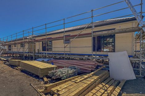 Photo of property in 17 Lane Road, Weymouth, Auckland, 2103