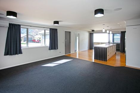 Photo of property in 35 Mary-ellen Place, Coromandel, 3506