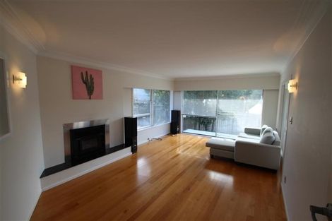 Photo of property in 78 Gladstone Road, Northcote, Auckland, 0627