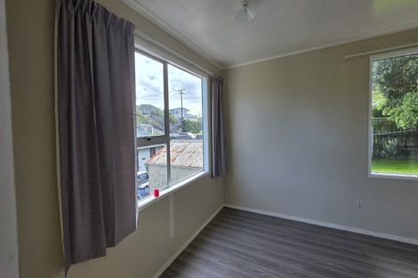 Photo of property in 13 Parris Street, Moturoa, New Plymouth, 4310