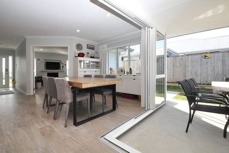 Photo of property in 254 Victoria Street West, Pukekohe, 2120