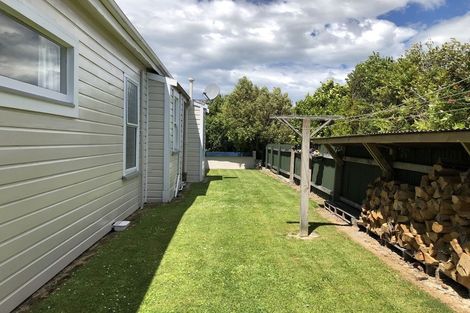 Photo of property in 22 Frances Street, Balclutha, 9230