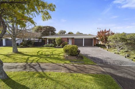Photo of property in 13 Voltaire Court, Botany Downs, Auckland, 2010