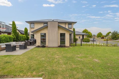 Photo of property in 1 Hawthorn Mews, Rangiora, 7400