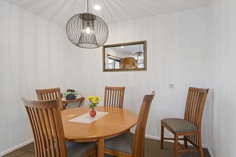 Photo of property in 11 Downies Road, Halswell, Christchurch, 8025